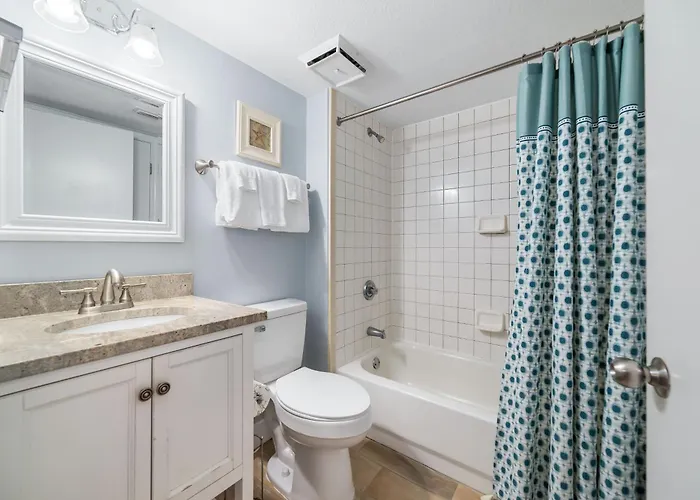 Harbour Place Unit 212 *